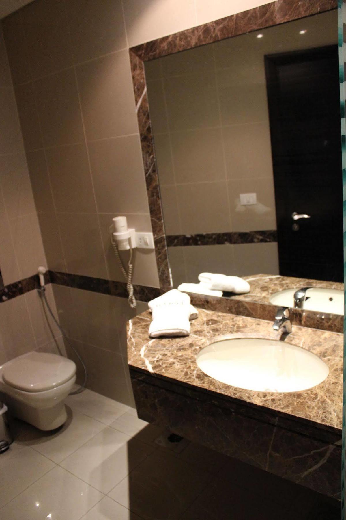 Sunrise Hotel Jounieh Eksteriør billede