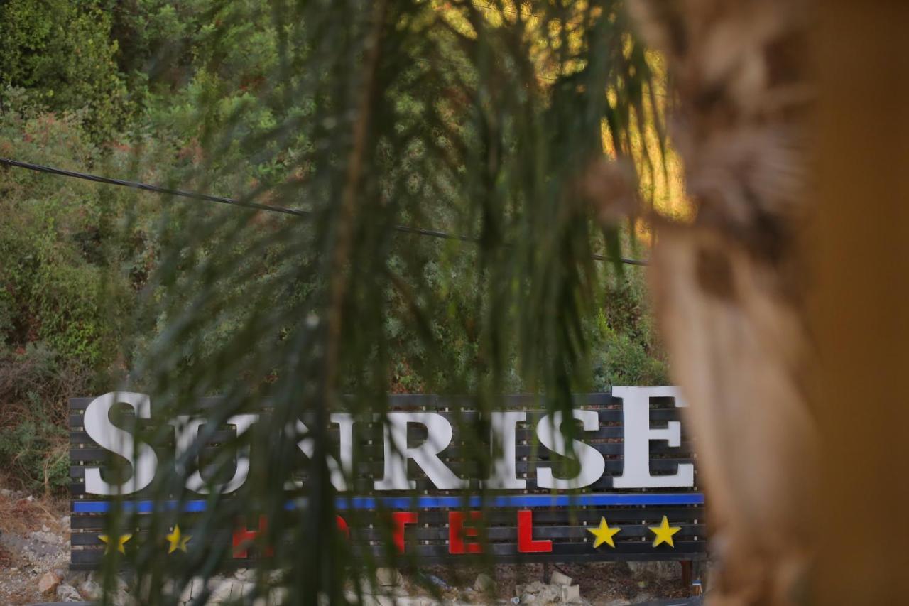 Sunrise Hotel Jounieh Eksteriør billede