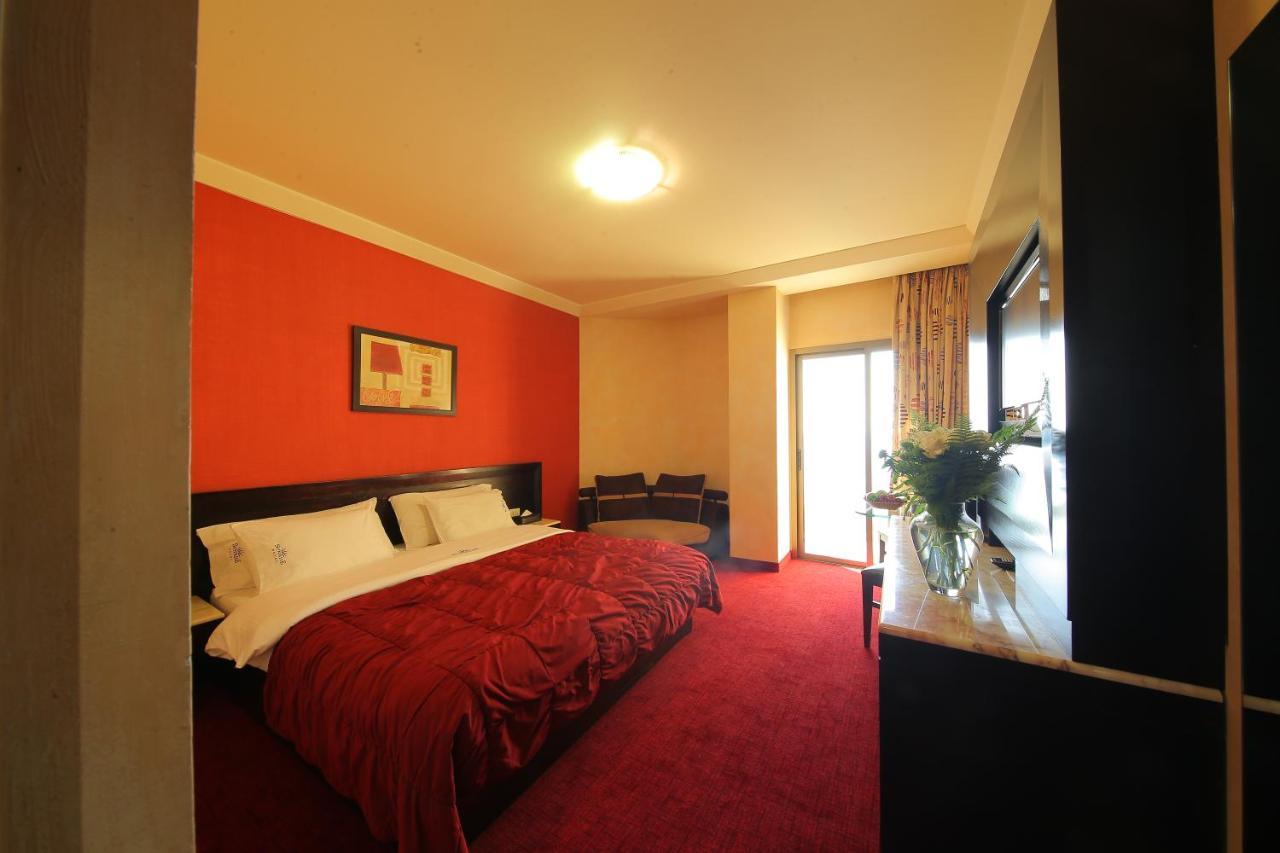 Sunrise Hotel Jounieh Eksteriør billede